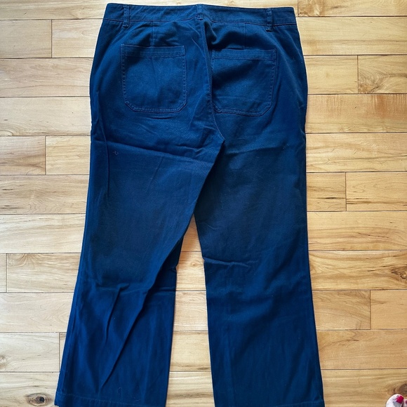 NWT LL Bean Signature Wide-Leg Cropped Pants - Picture 5 of 6